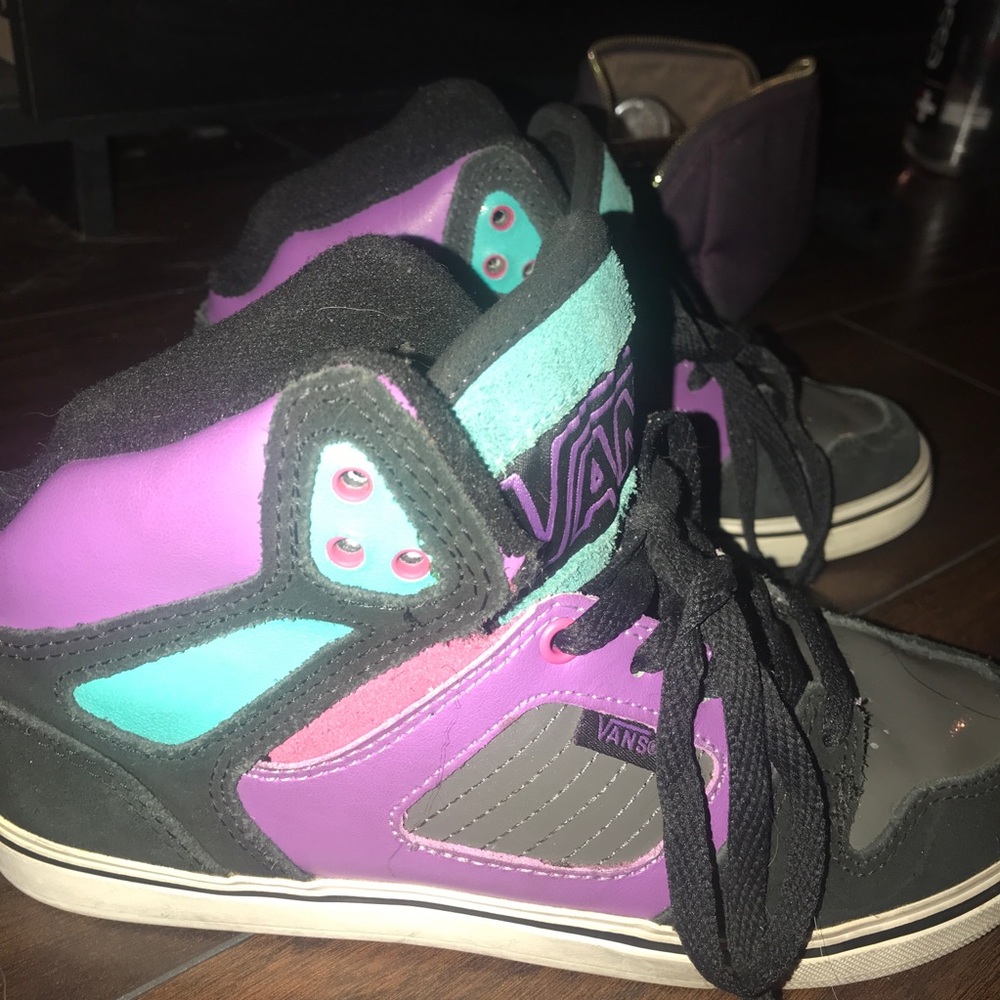 Vans old school 80s style high top sneakers size 7
